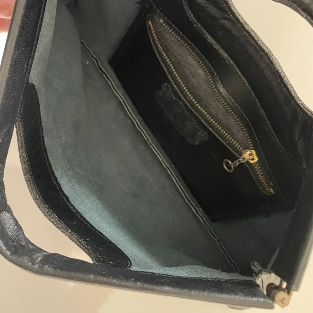 Vintage Black Genuine Leather Double Hinged Clutch with Cut Out Handle